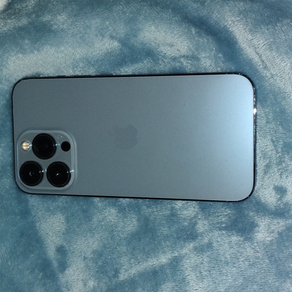 I PHONE 14 PRO MAX 256G AT&T - Picture 2 of 2